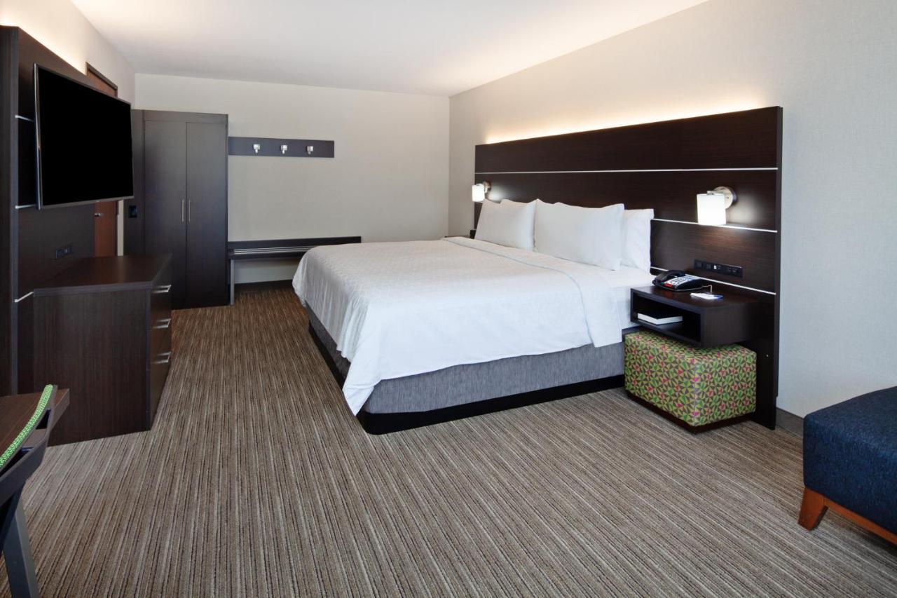 Holiday Inn Express & Suites Oakland - Airport By Ihg Экстерьер фото