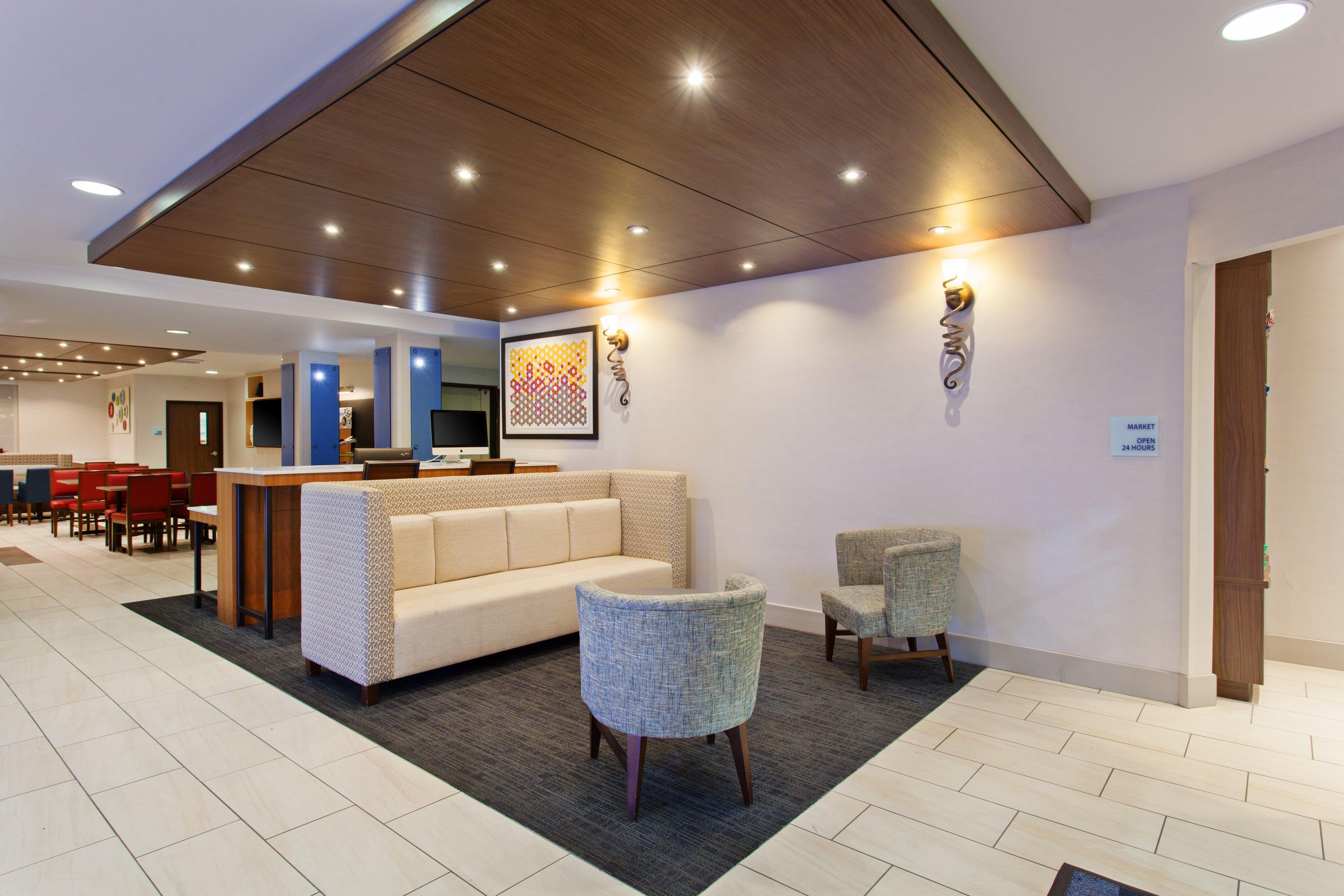 Holiday Inn Express & Suites Oakland - Airport By Ihg Экстерьер фото