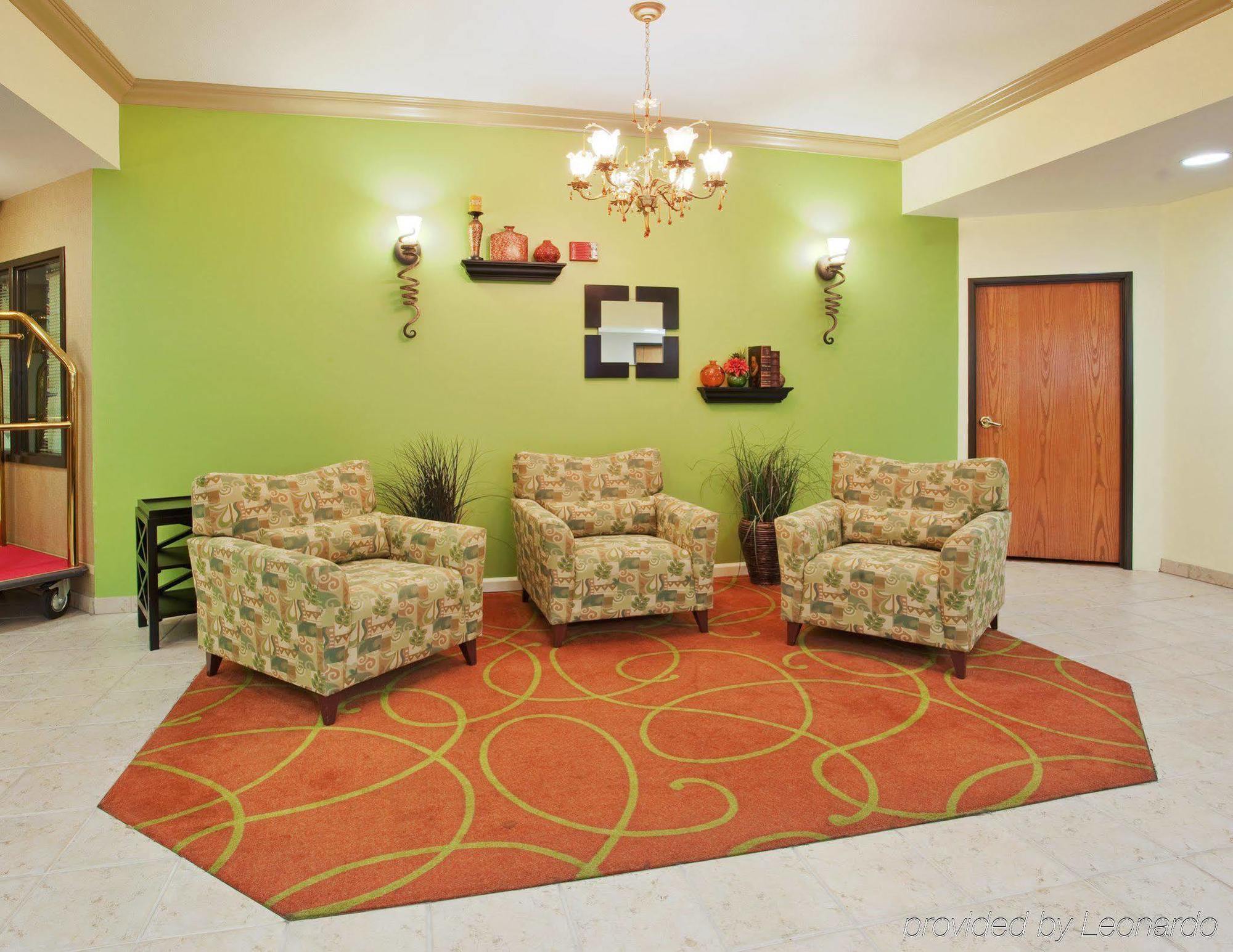Holiday Inn Express & Suites Oakland - Airport By Ihg Экстерьер фото